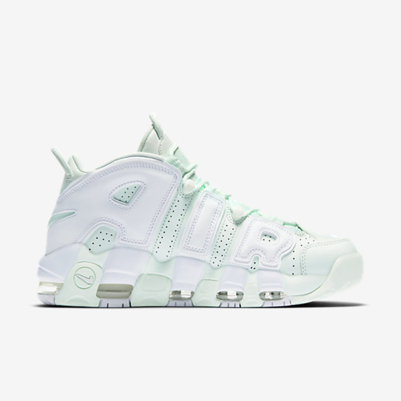 Nike uptempo barely store green